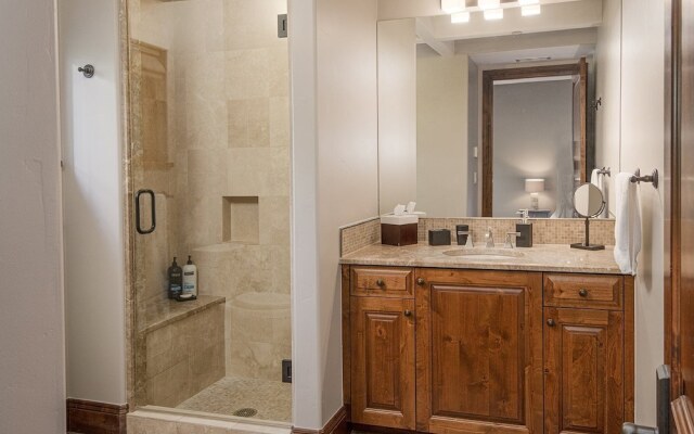 Cascade Village Condo