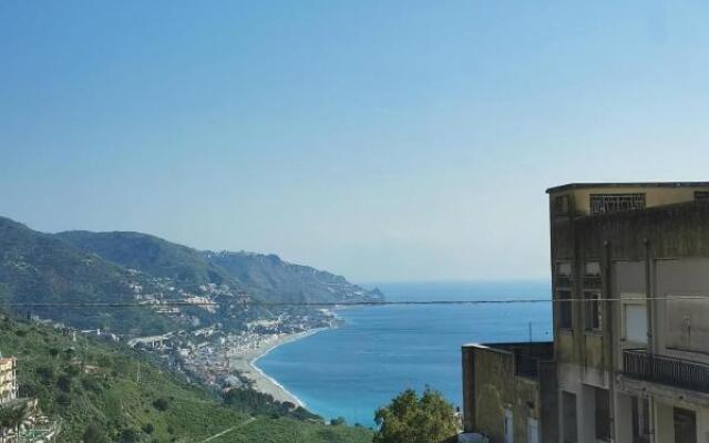 Charming 2 floor private house with terrace