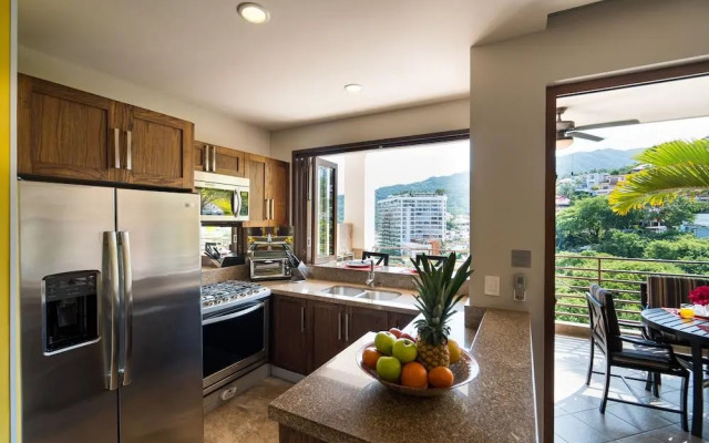 Pinnacle Resorts 220