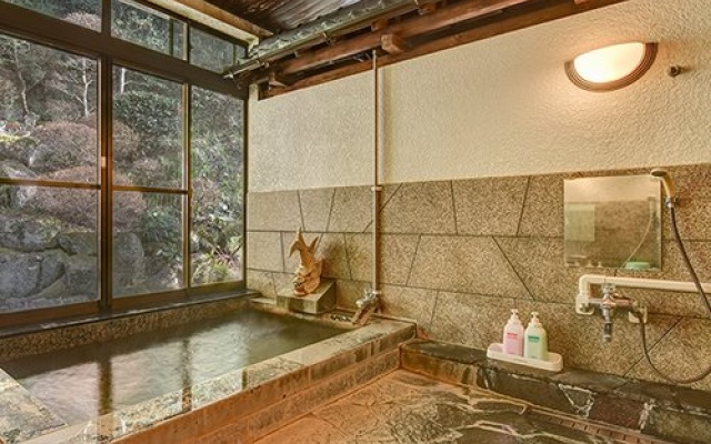 Yuba Onsen Ryokan – Bathroom – Oda