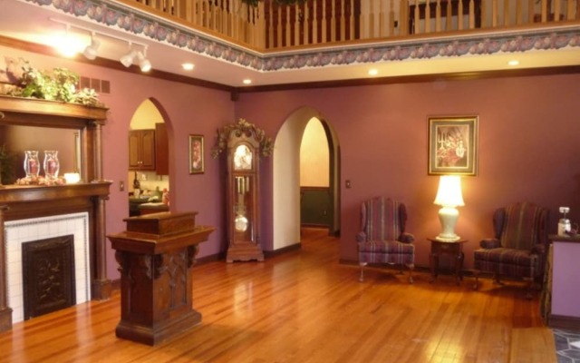 Christopher's Bed & Breakfast