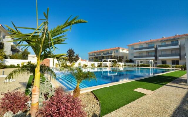 Mythicals Ground floor with garden 2 bed apartment