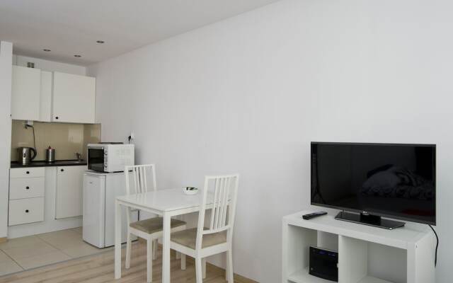 Goodnight Warsaw Apartments Pl.Grzybowski