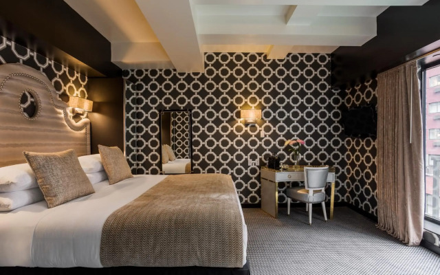 45 Times Square Hotel