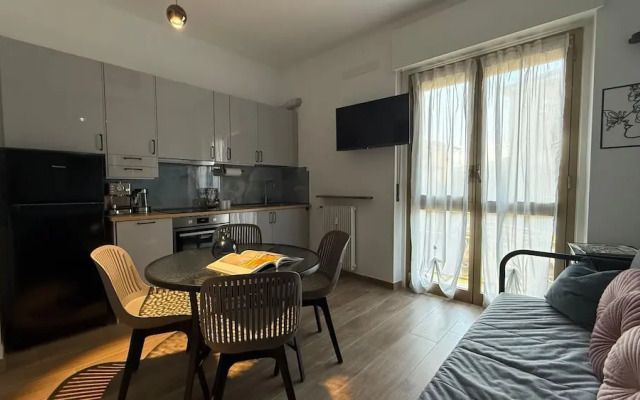 M P Beach House in Diano Marina