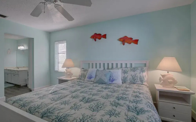 Anna Maria Island Beach Palms 7A