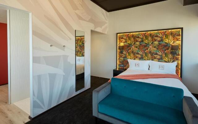 Hotel Sky Cape Town