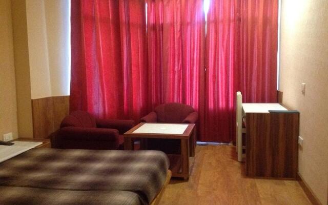 Hotel Himani
