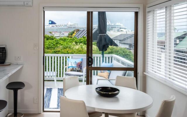Awesome Beach House on Oceanview Road