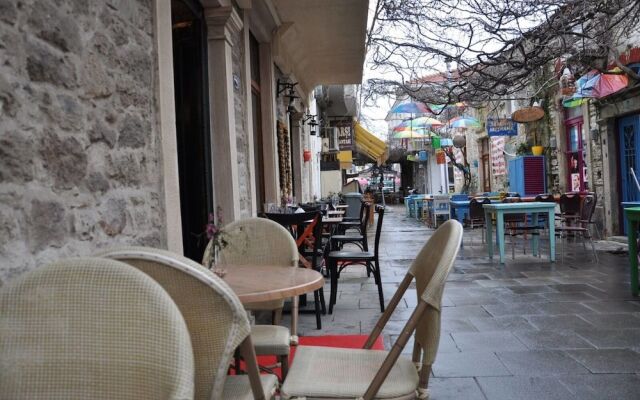 Fesleğen Otel