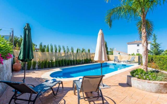 Casa Los Naranjos Canillas de Aceituno by Ruralidays