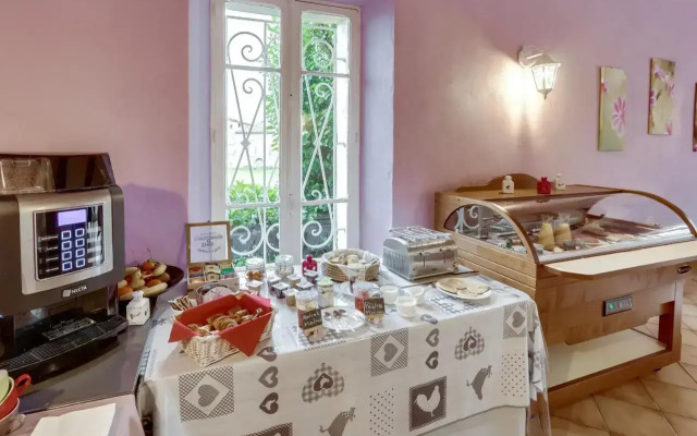 Logis Hôtel Le Domaine de la Régalière