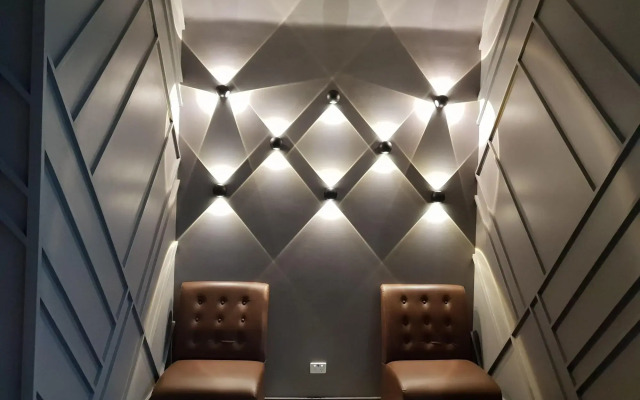 Peninsula International Hotel