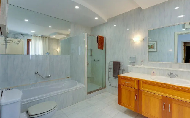Superlative 4 Bedroom Villa With Private Pool