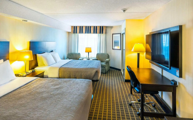 Quality Inn & Suites Garden of the Gulf