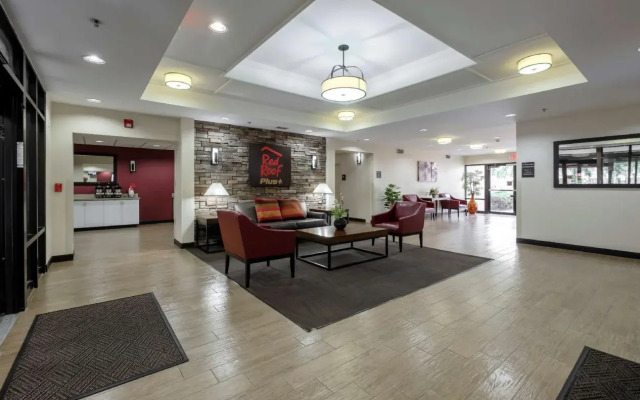 Red Roof Inn PLUS+ Gainesville