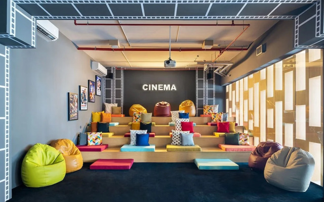 Pure Voyage Town Square