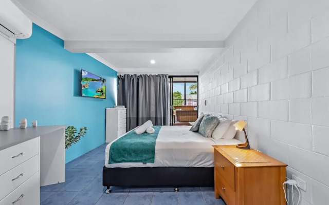 Airlie Sun & Sand Accommodation Studio 1