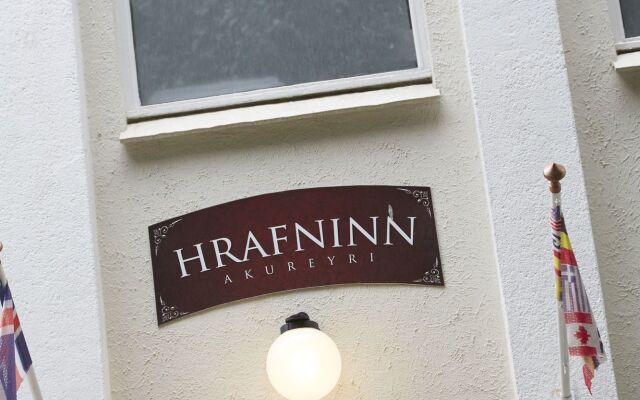 Hrafninn Guesthouse-NEW