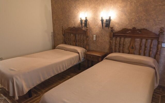 Hostal Restaurante La Sima