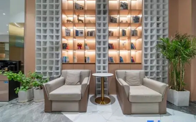 Xinyi Hotel
