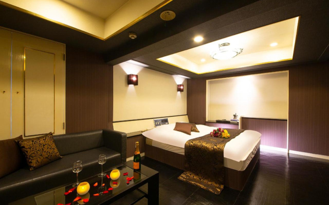 Hotel Gee (Adult Only)