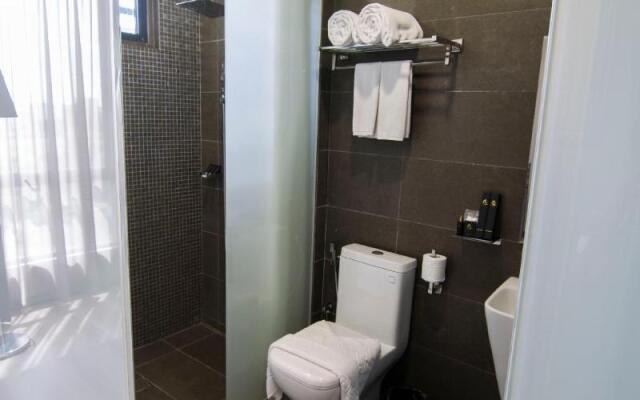 Goldenbay Hotel