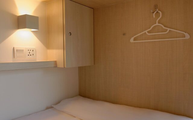 Dock In - Hostel