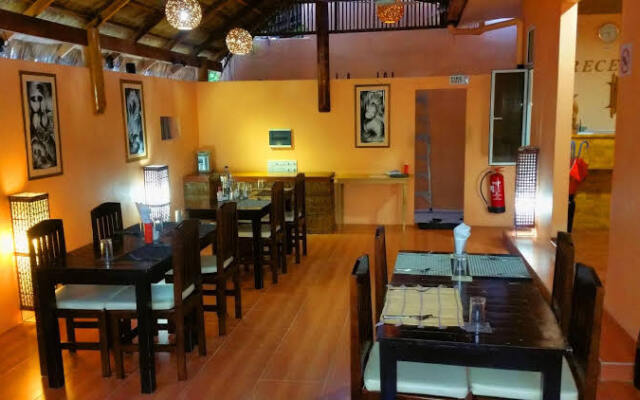 Rasdhoo Island Inn Beachfront