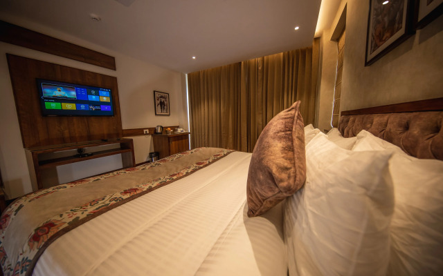 Justa Grand View Resort & Spa, Manali