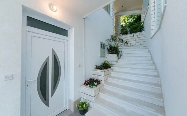 Robert - sea View - A2