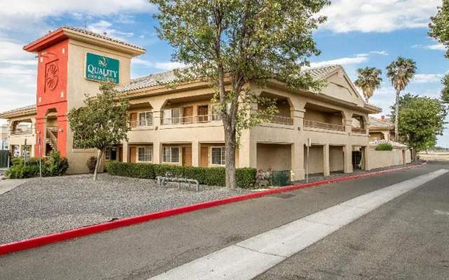 Quality Inn & Suites Lathrop South Stockton