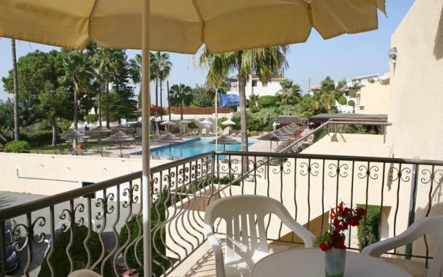 Adorable 1-bedroom Holiday Apartment With Balcony All Yours