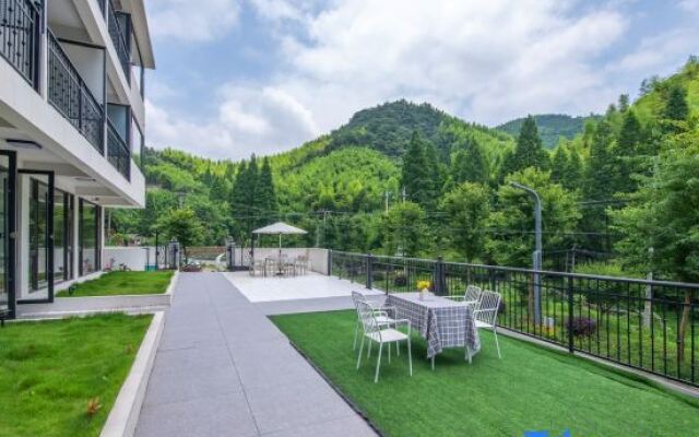 One Bay Monthly Residence