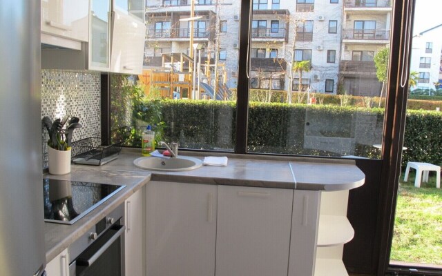 Apartment on Triumfalnaya St. 12-5