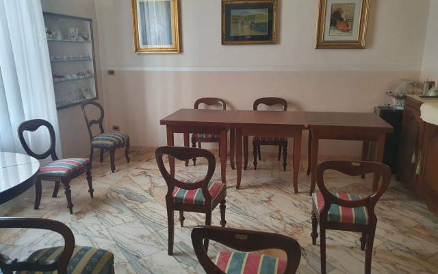 Villa Liberty il Lauro Bed and Breakfast