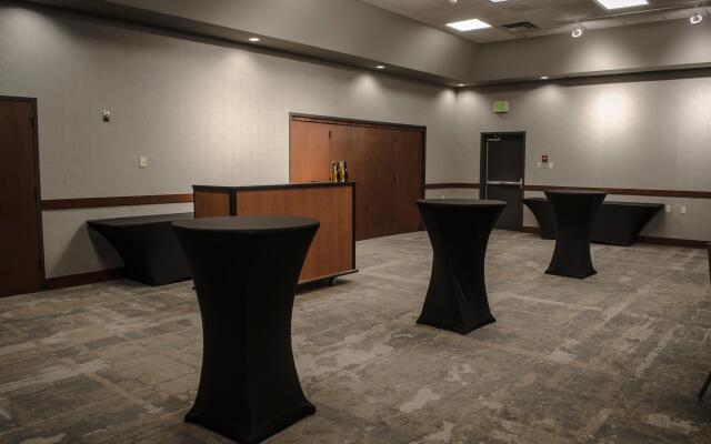Holiday Inn Fargo by IHG