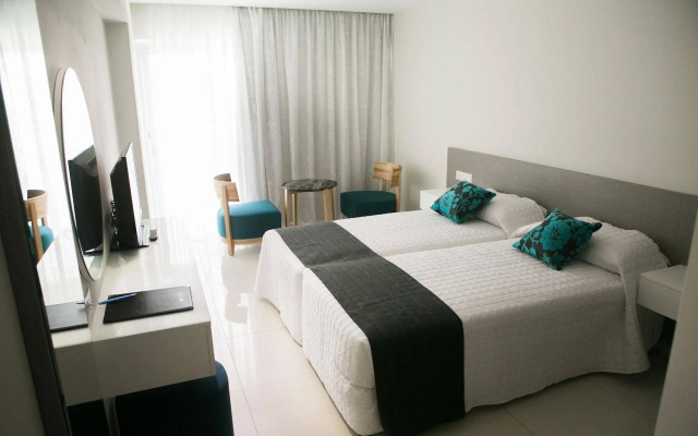 River Rock Hotel