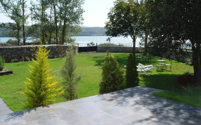 Casa Del Lago De Campoo