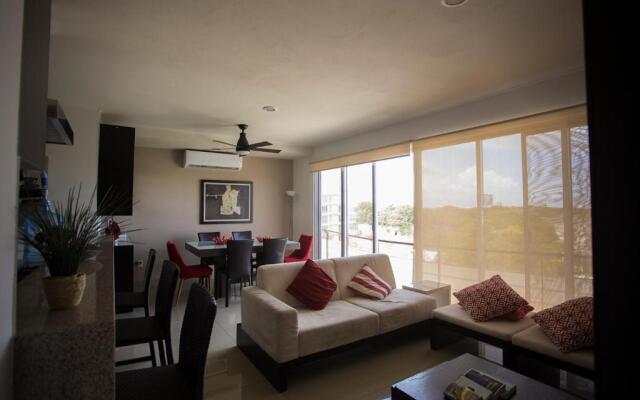 Pool View 3 Bedroom Apartment