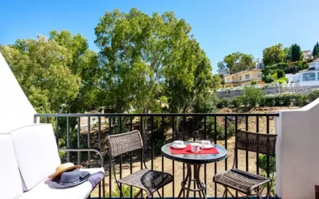 Apartment - 2 Bedrooms with Pool and WiFi - 107884