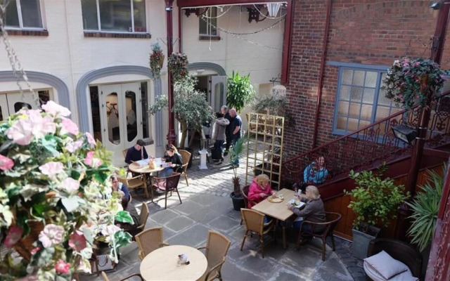 The Rudyard Suite - Premier Serviced Accommodation