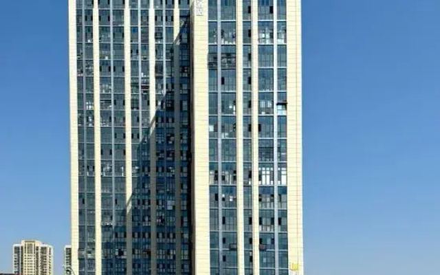 IU Hotel (Hefei New Station 168 Middle School Store)