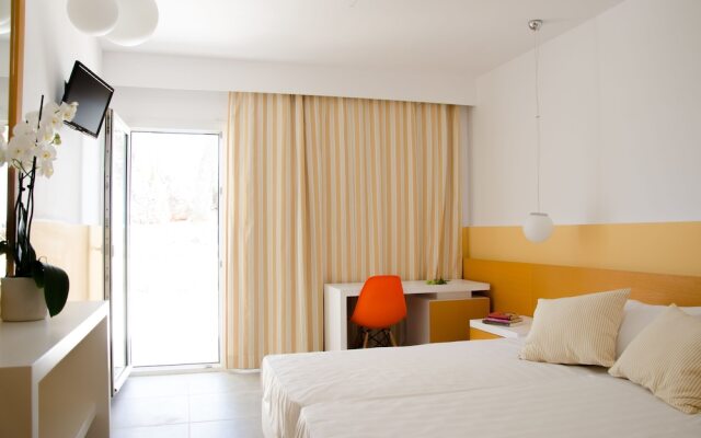 Zeus Hotels Palm Beach