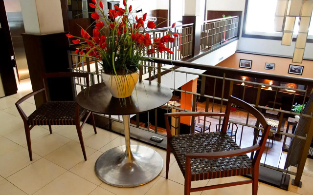 Ribera Sur Hotel
