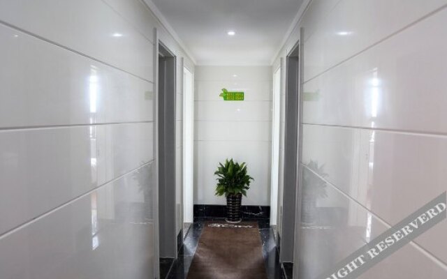 Yijia Lvweilai Hotel