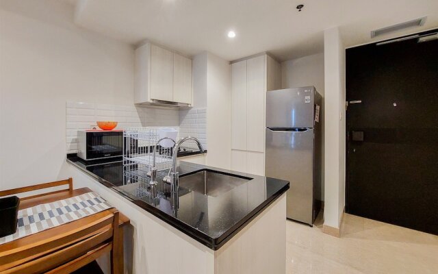 A Luxury 1BR Bali Style Apartment at Branz BSD City