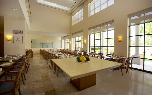 Fiesta Inn Colima