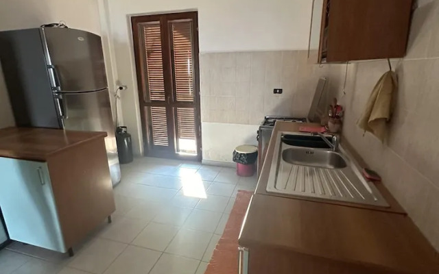 2 Bed Villa - Sleeps 4 - Pets - Garden - Parking