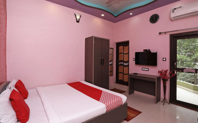 OYO 19379 Hotel Sai Palace